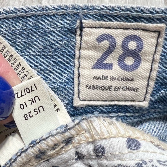 Free People Distressed Buttonfly Light Wash Cropped Skinny Jeans - Picture 12 of 14